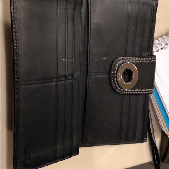 Large Black Coach Bag $ Wallet - Picture 7 of 8